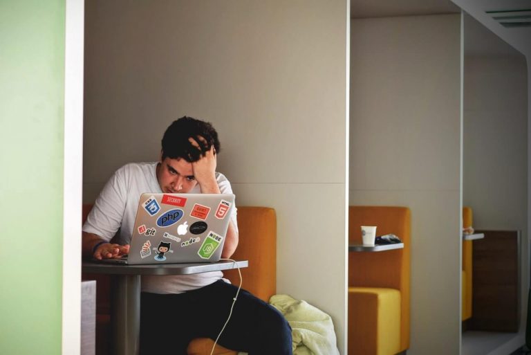 Comment faire une demande de RSA en ligne ? VosAides.fr